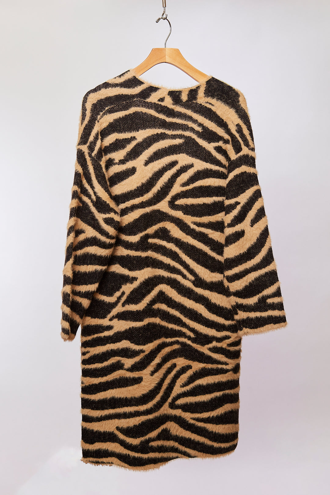 LES ANIMAL CARDIGAN TAN BLACK ANIMAL – A Labor of Love